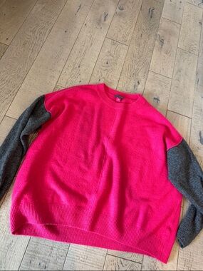 Vince camuto Pink Crewneck Sweater with Charcoal Sleeves